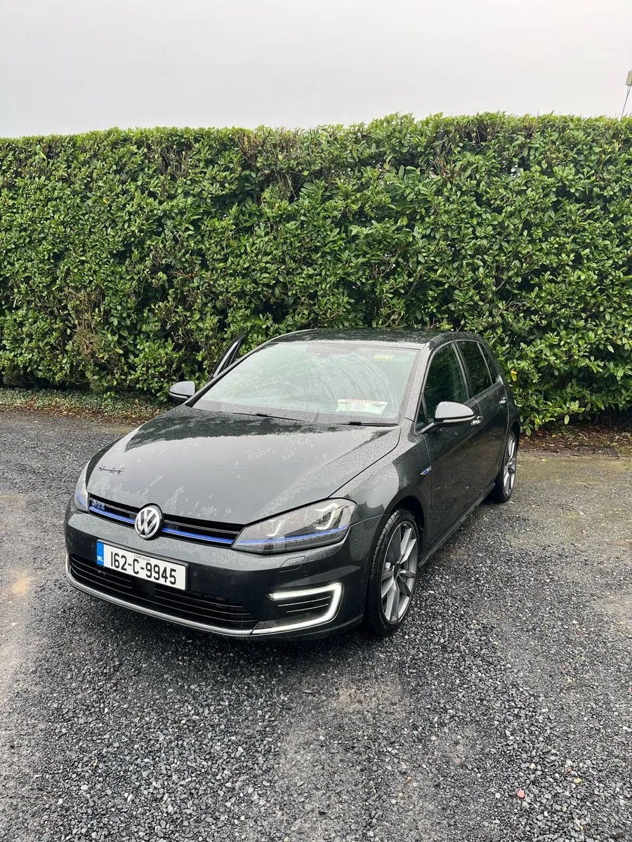 VW Golf GTE - Image 1