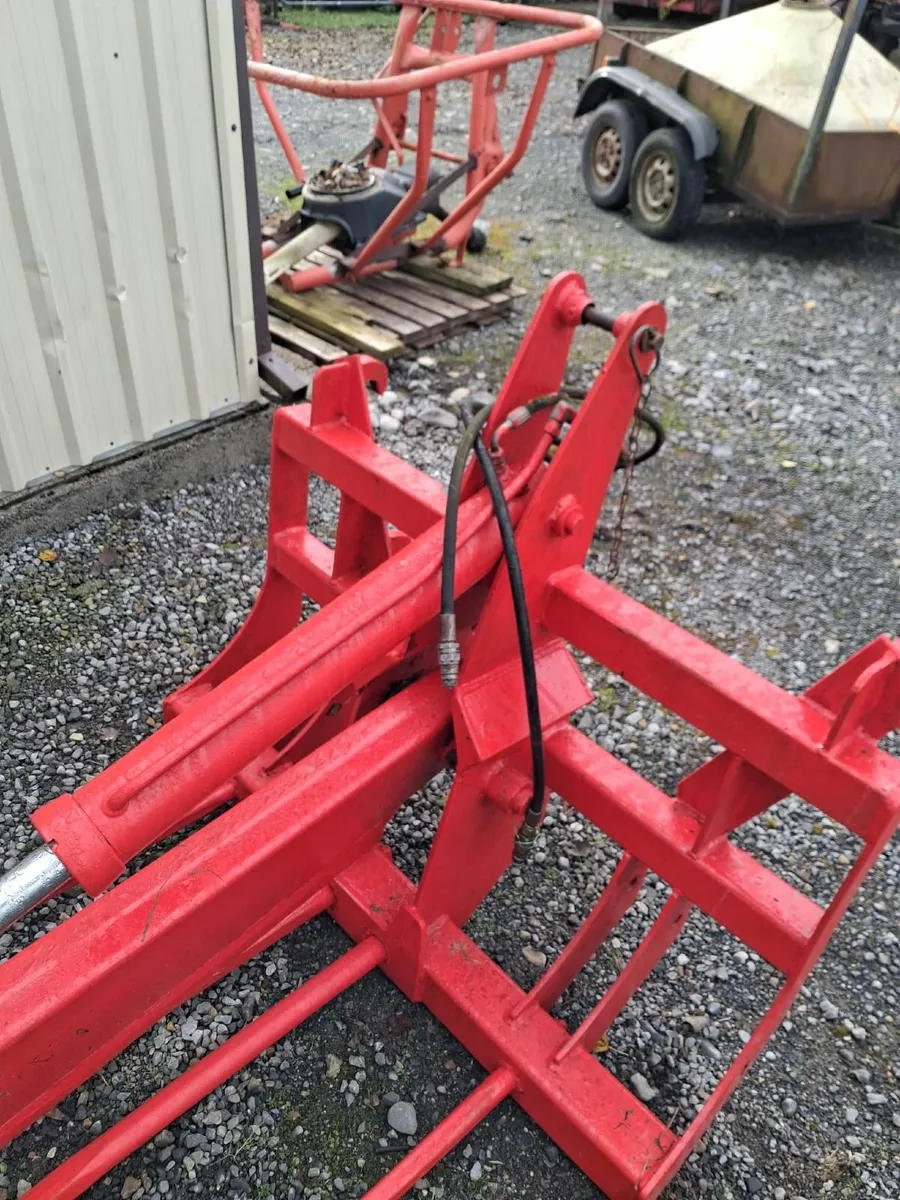Bale splitter - Image 3