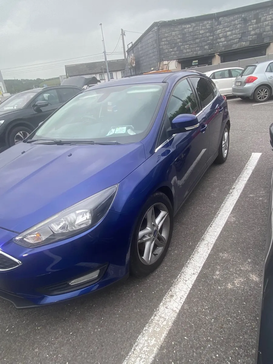 Ford Focus 2015 - Image 2
