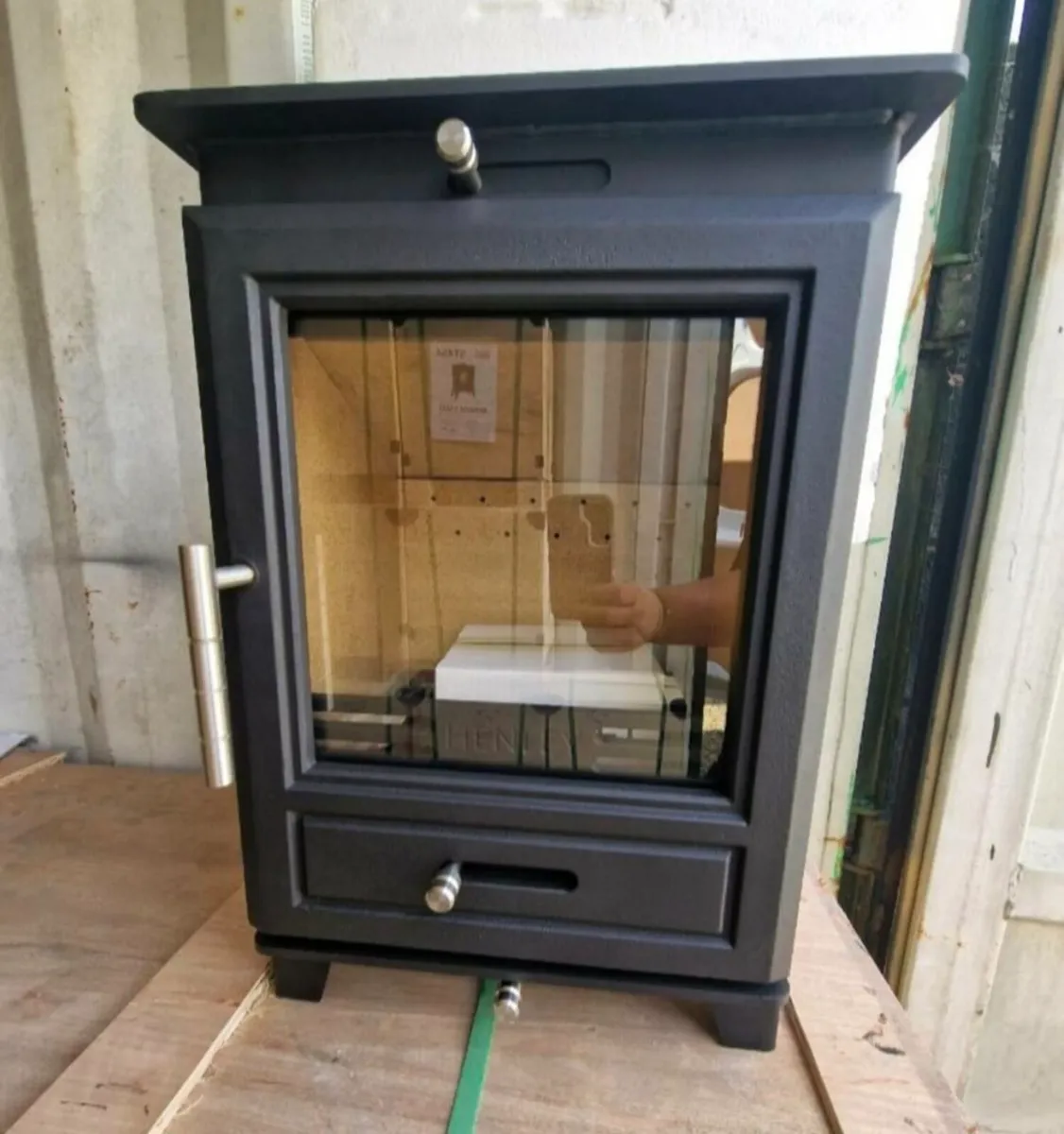 Henley 8kw - Image 1