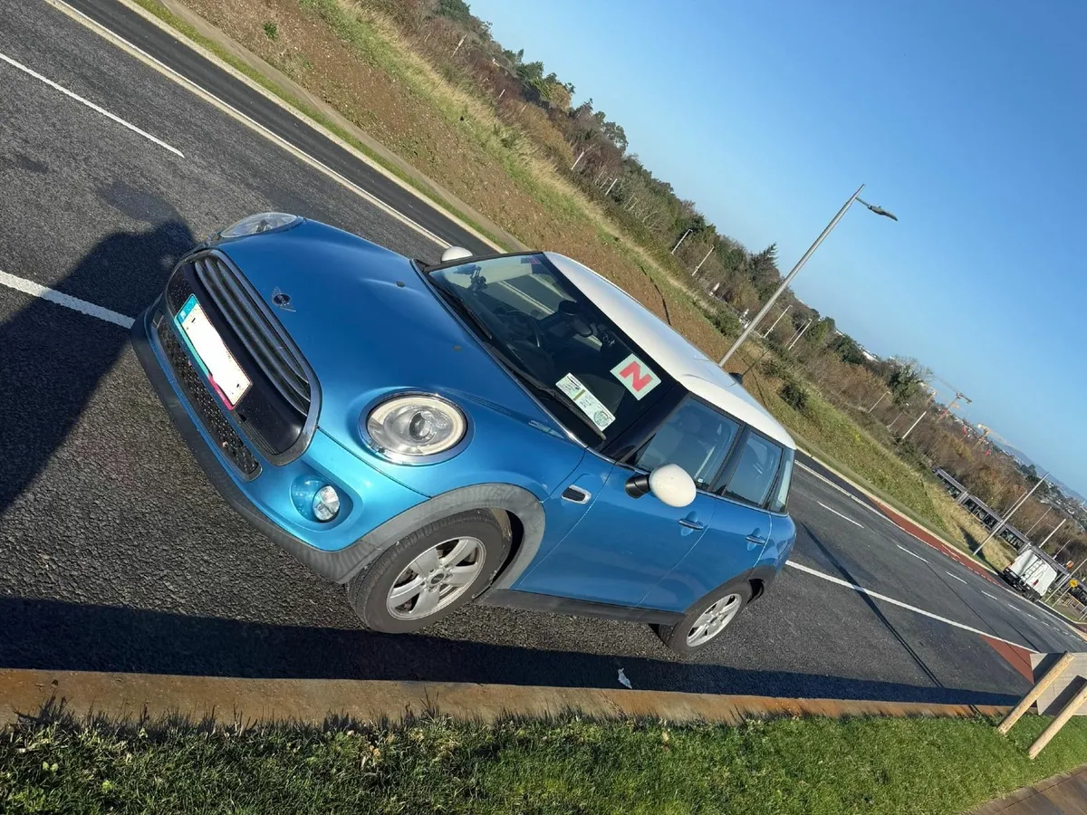 Mini Cooper 2017 - Image 1