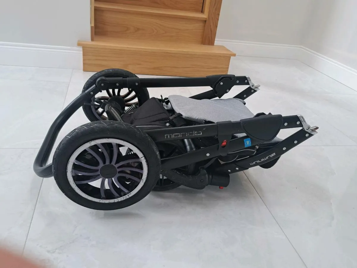 Baby Travel System - Image 2