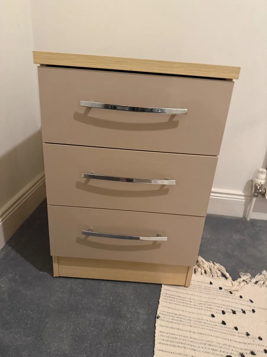 3 drawer Bedside locker - Image 3
