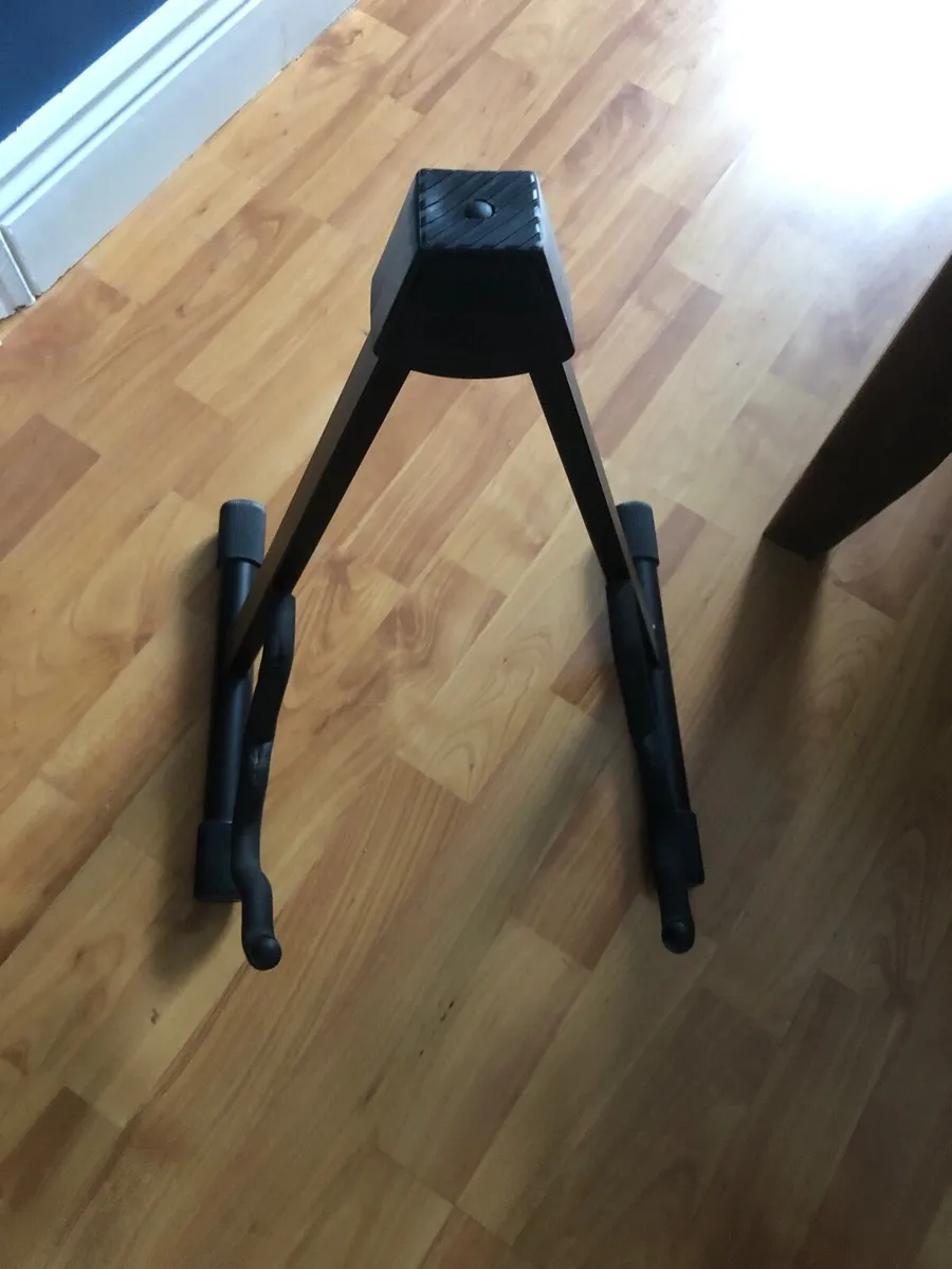 Music equipment - Image 1