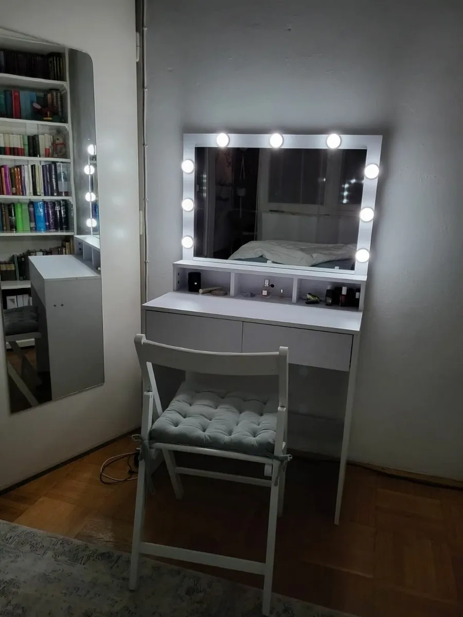 Dressing table LED - Image 2