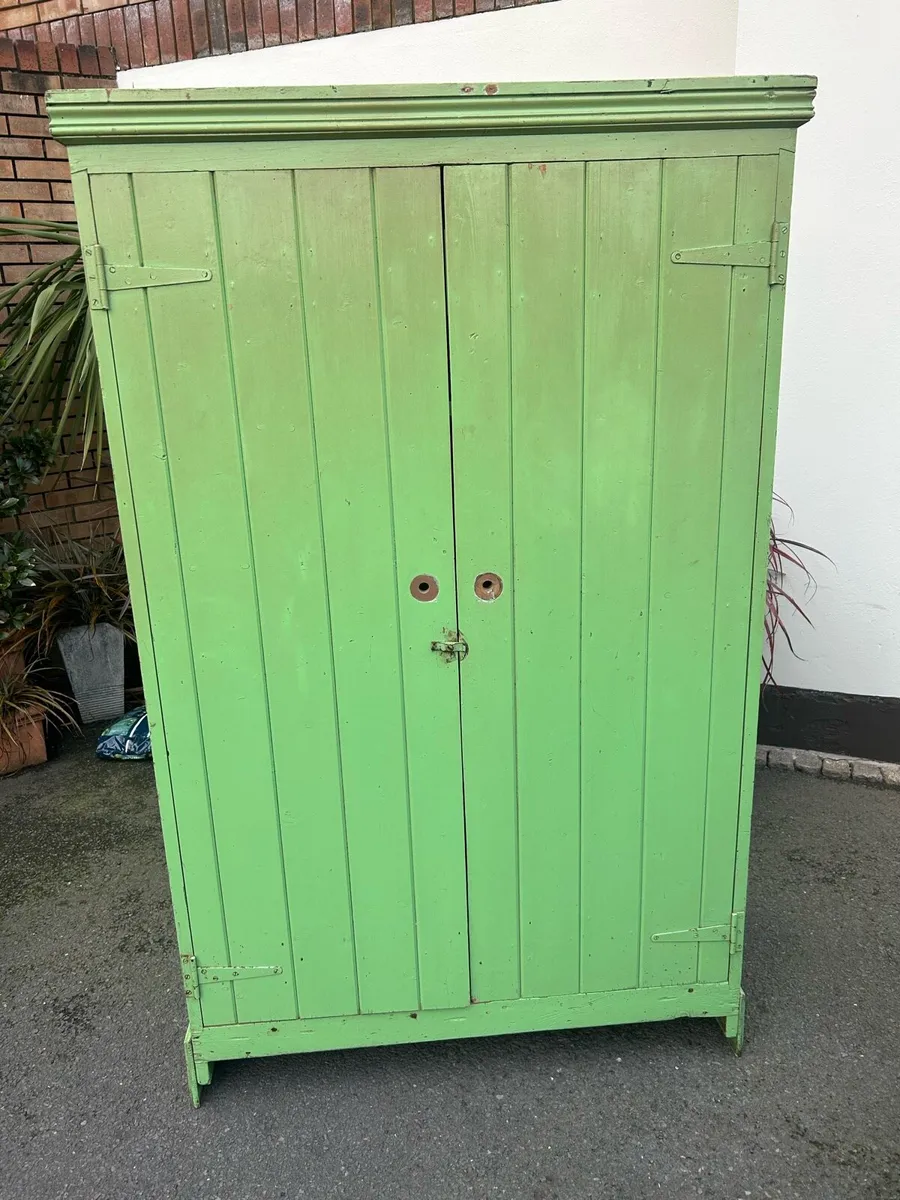 Antique painted pine farmhouse pantry cupboard - Image 1