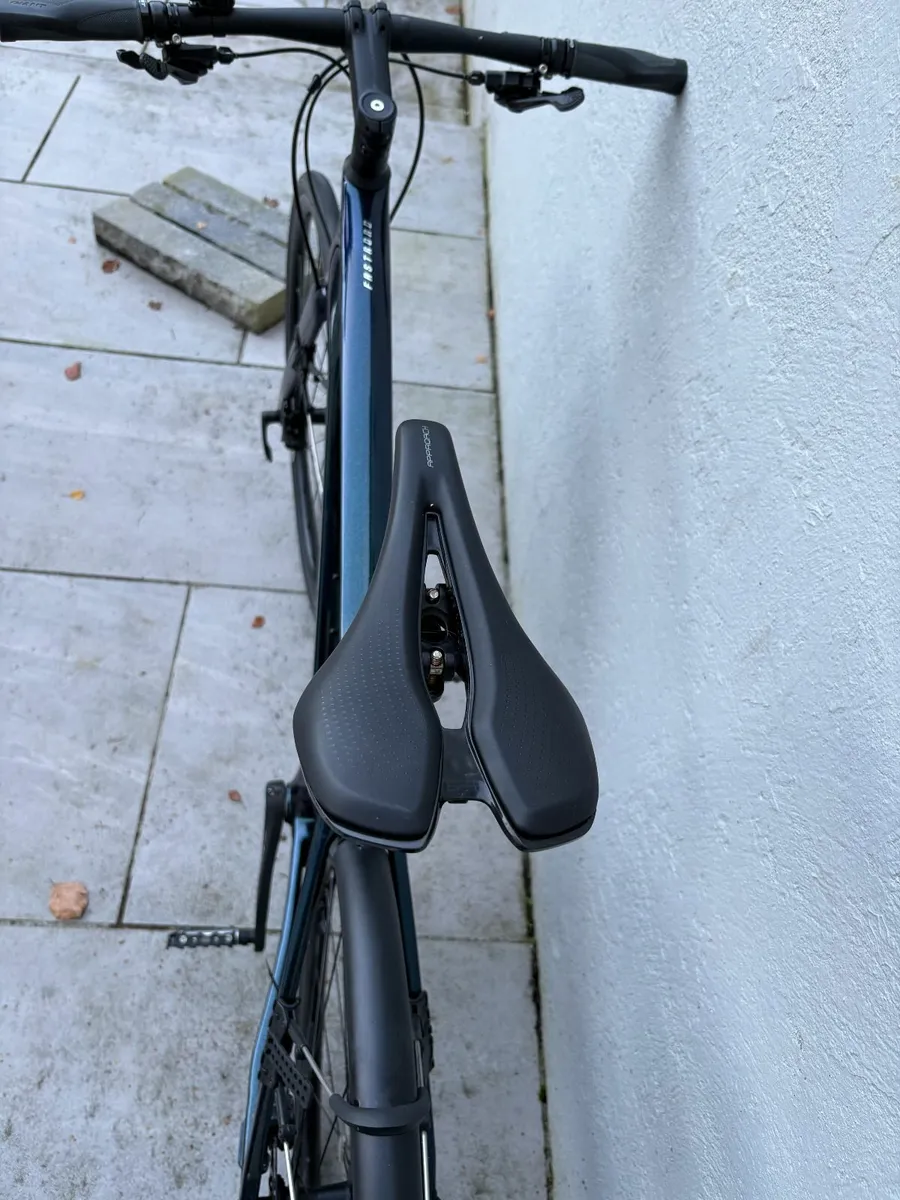 Giant FastRoad Advanced 1 - Image 2