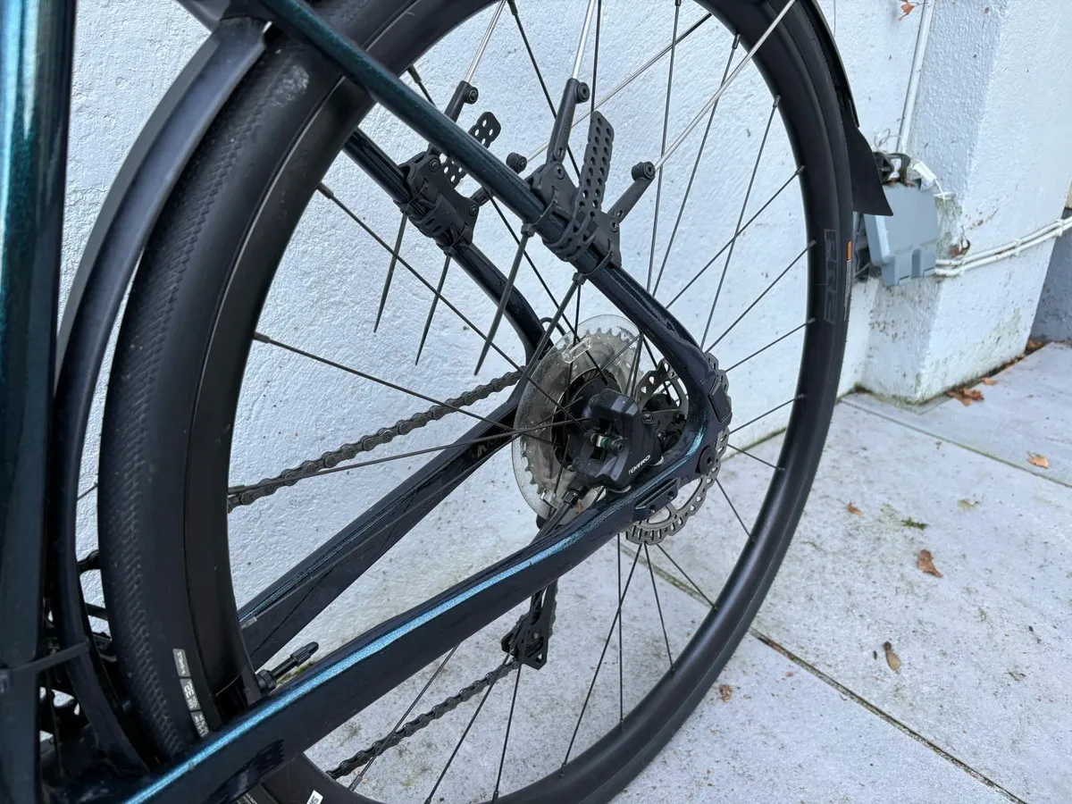 Giant FastRoad Advanced 1 - Image 3