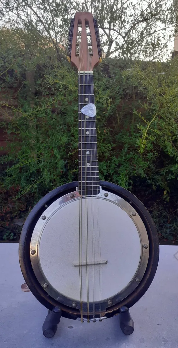 Banjo Mandolin - Image 1