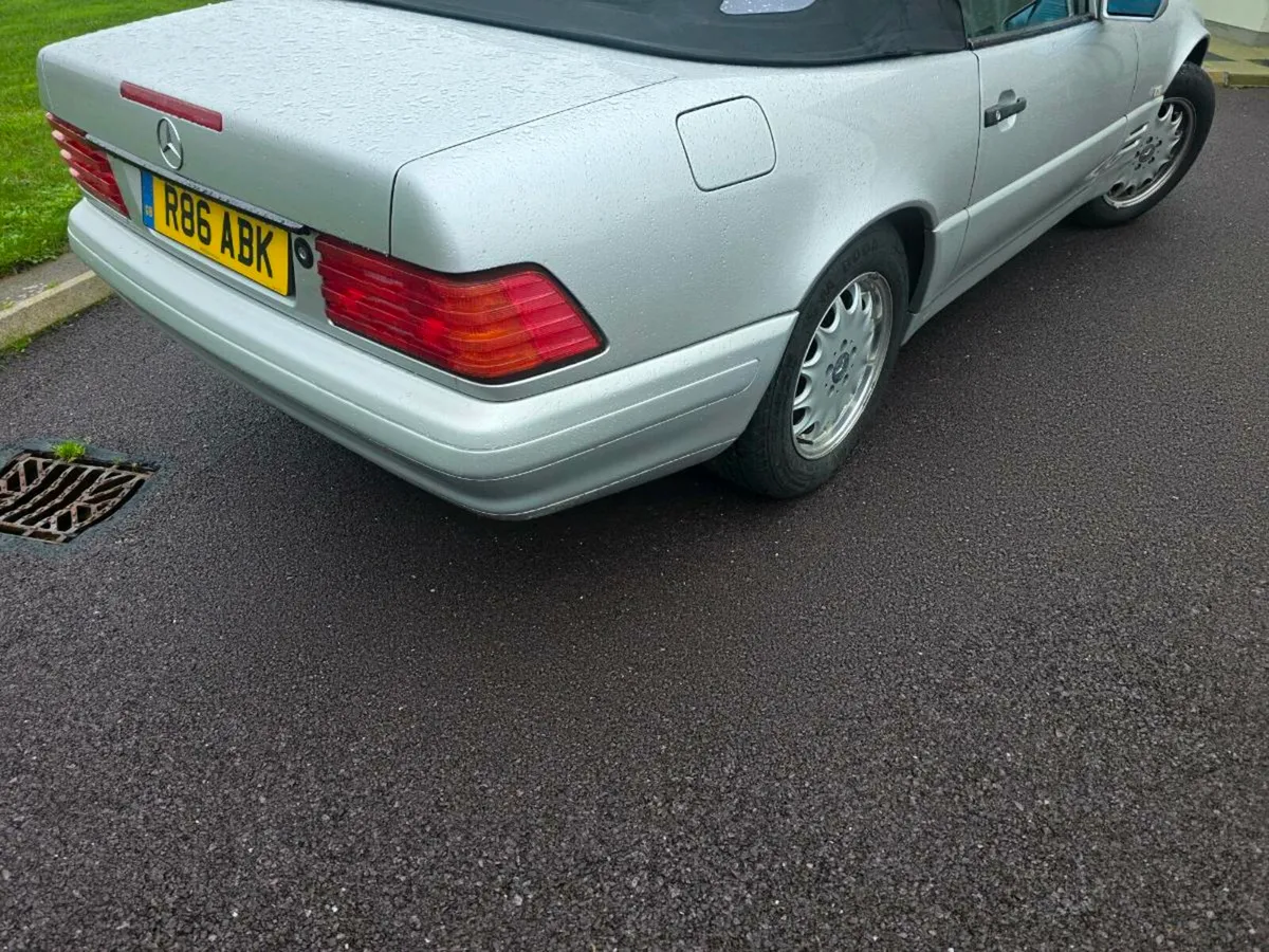 Mercedes SL - Image 4