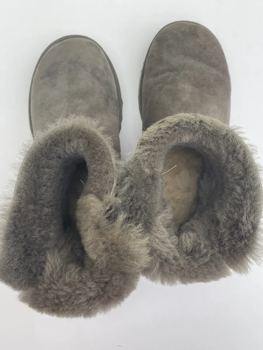 UGG Bailey Bow Boots - Image 4