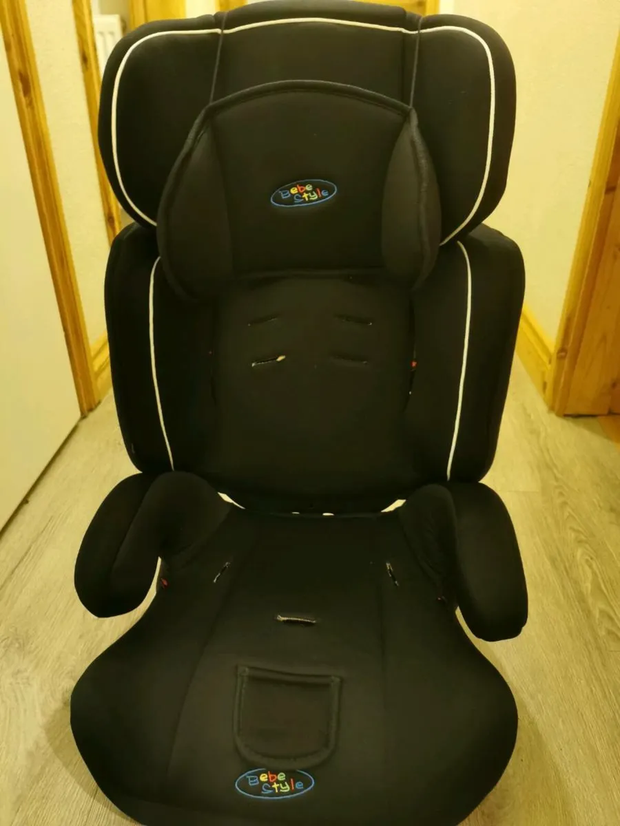 Child car seat - Image 1