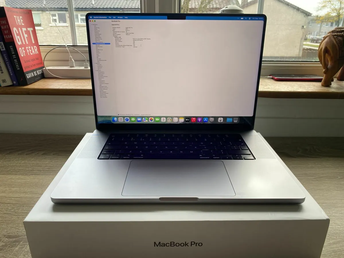 MacBook Pro 16" 2021 M1 Pro | 16GB | 512GB - Image 4