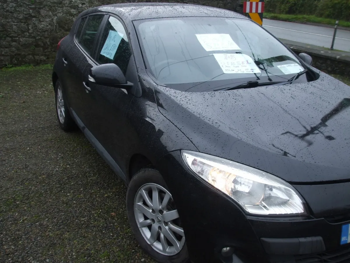 Renault Megane 2010 - Image 2