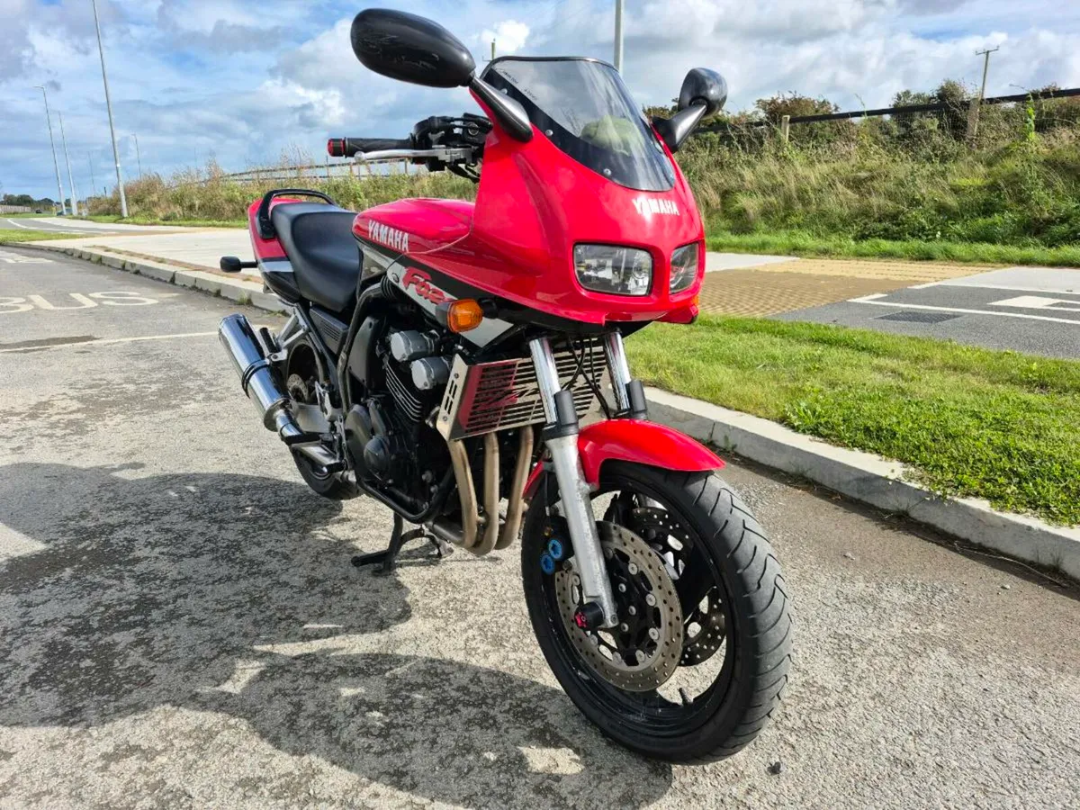 01 yamaha fzs600 - Image 3