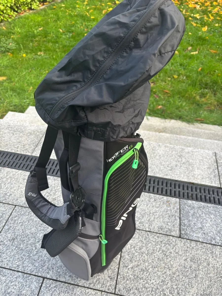 Golf trolley and bag - Image 4