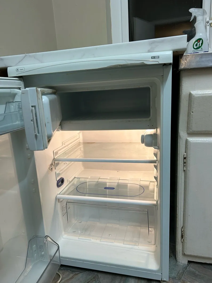 Fridge - Image 2