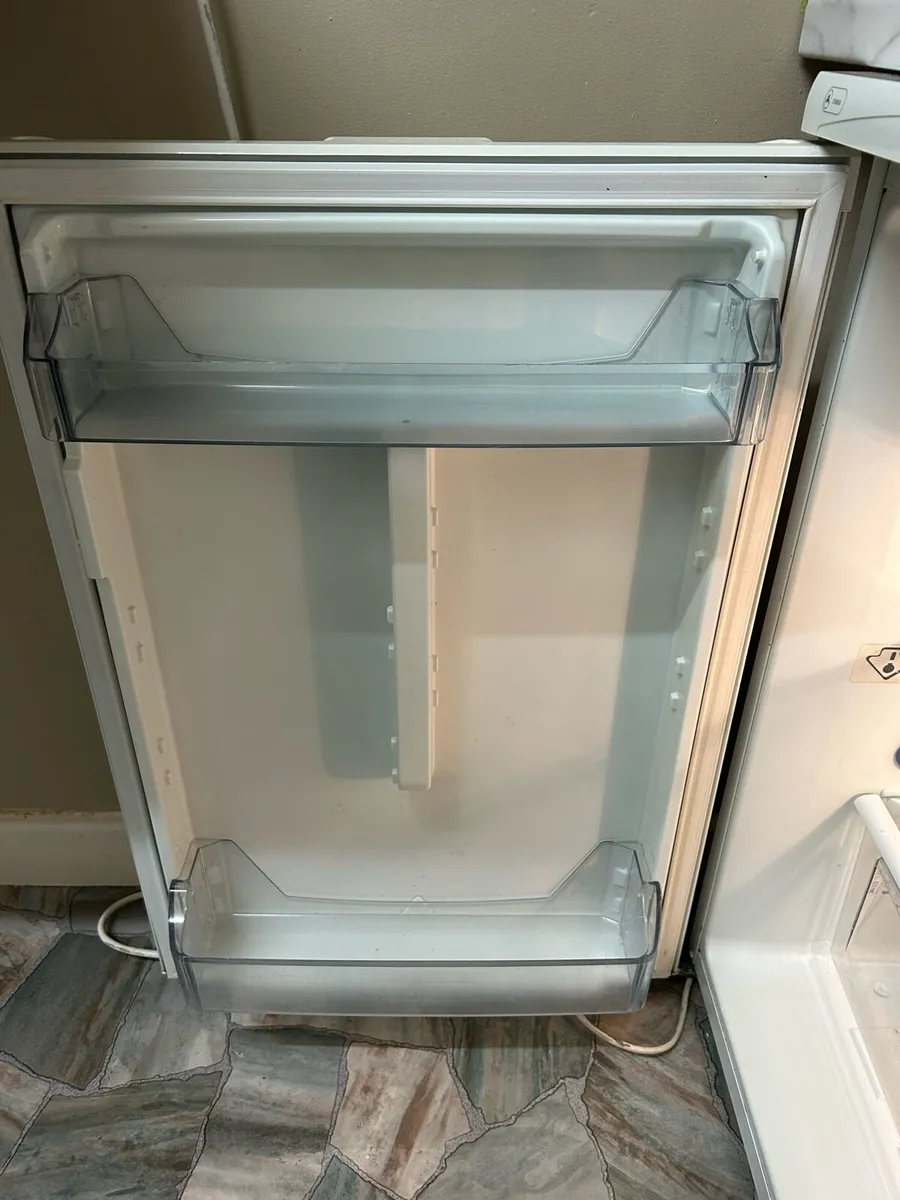 Fridge - Image 3