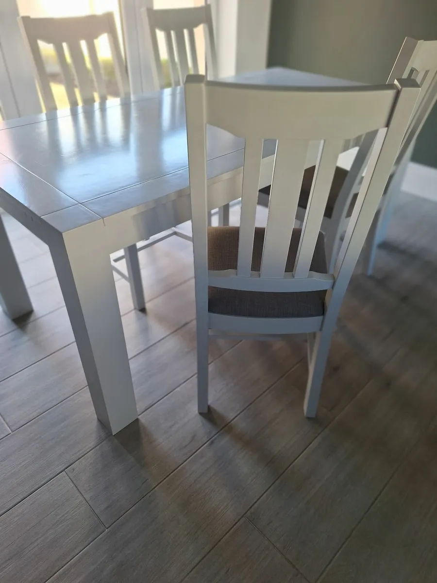 Kitchen chairs - Image 1