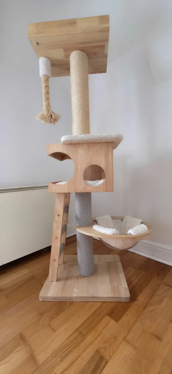 XXL white/wood cat tree - Image 2
