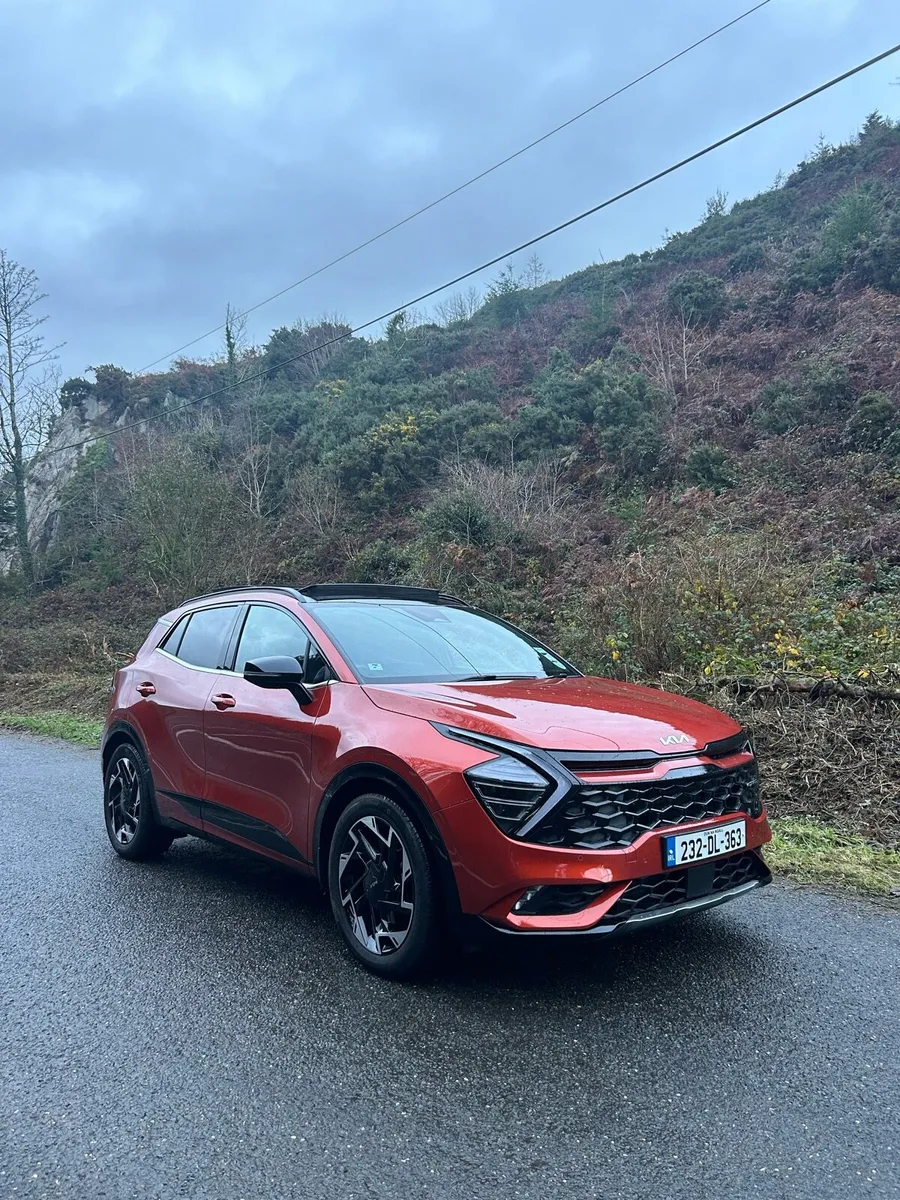 2023 Kia Sportage GT Line - Image 1