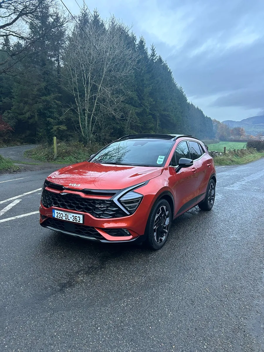 2023 Kia Sportage GT Line - Image 3