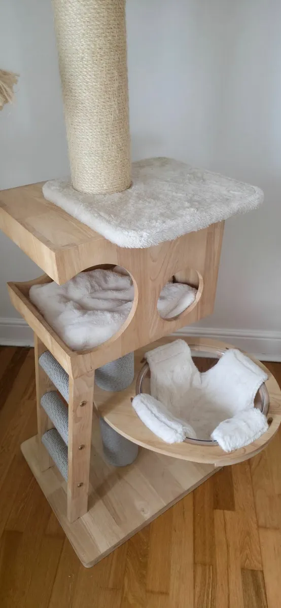 XXL white/wood cat tree - Image 1