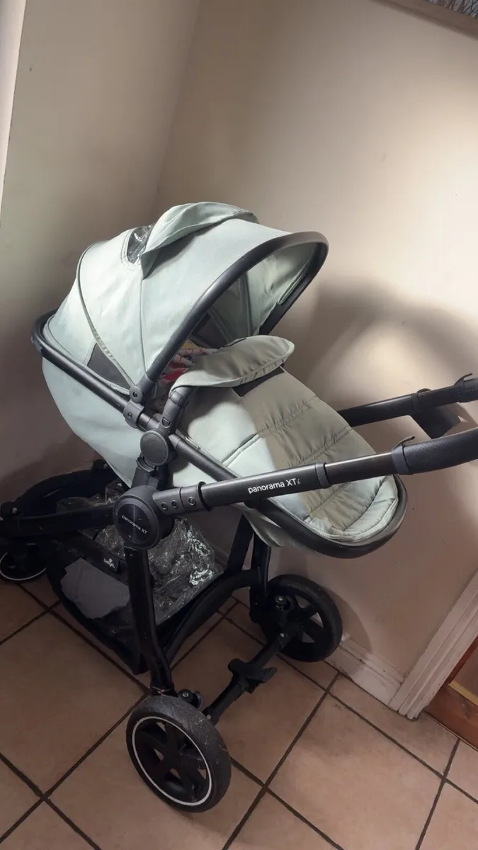 Panorama XTi travel system - Image 1