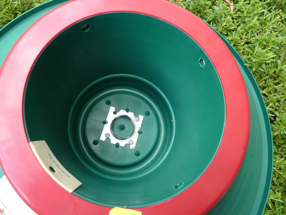 Christmas Tree Stand - Image 3