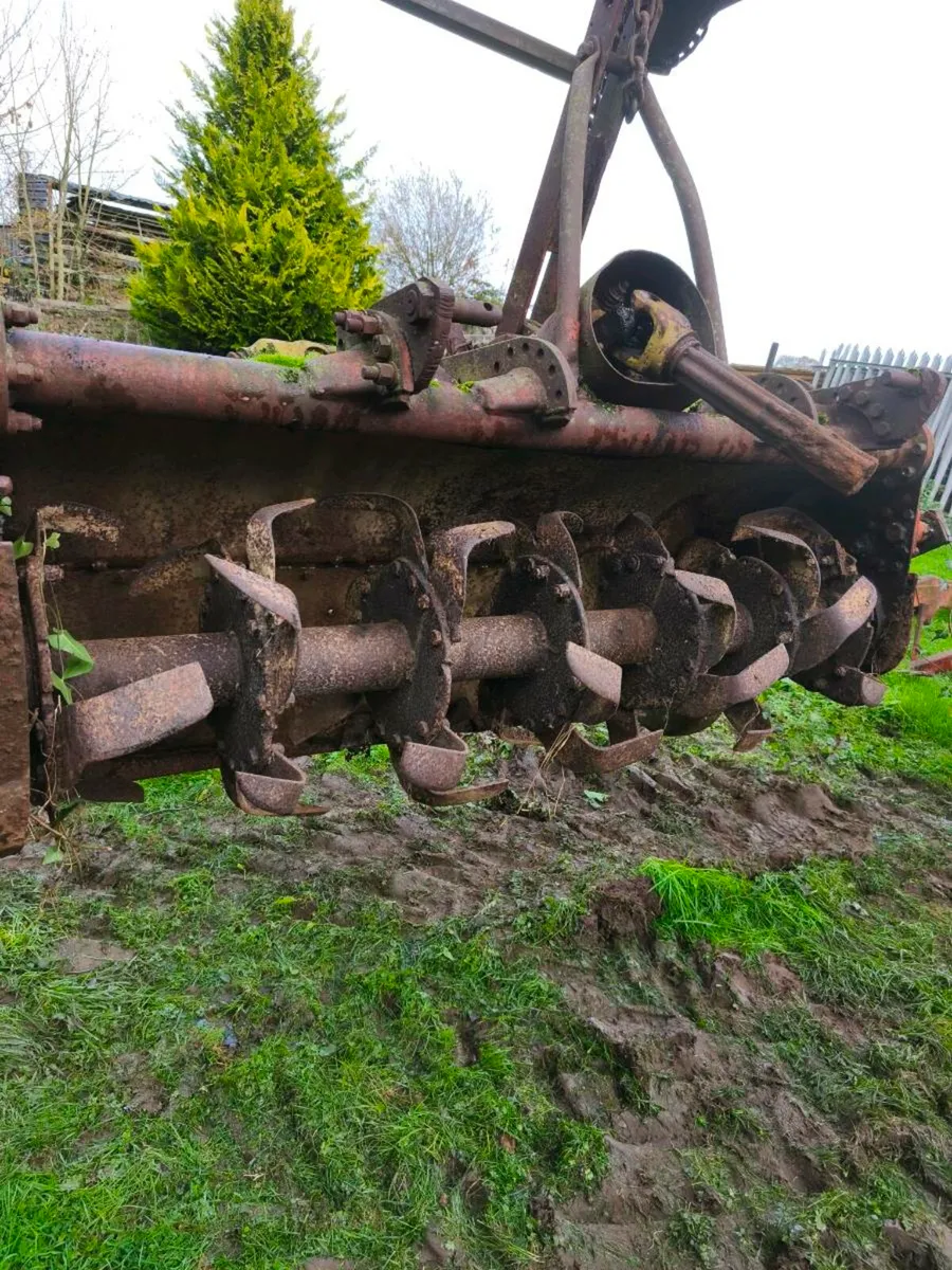 Farm impelments - Image 1