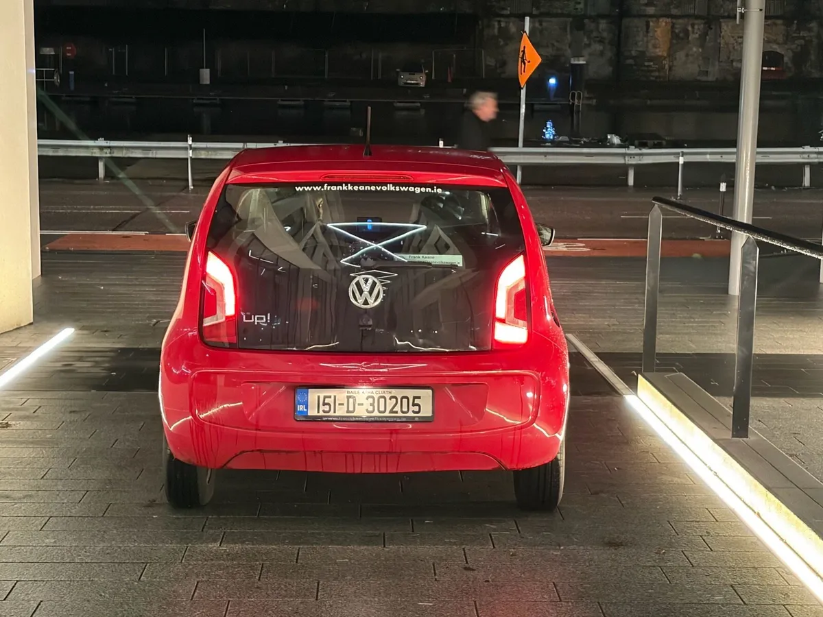 Volkswagen up - Image 4