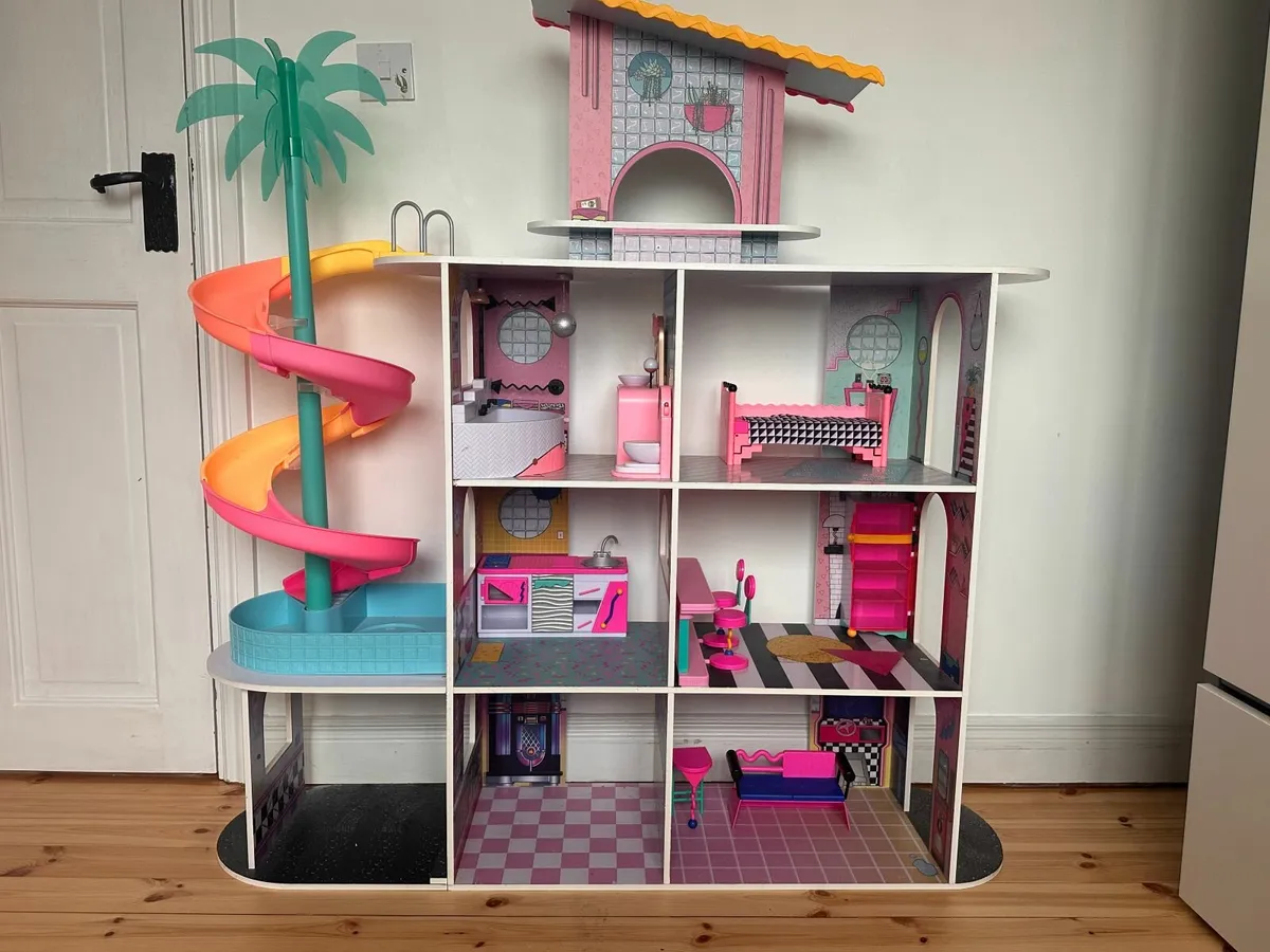 Dolls House  - L.O.L. Surprise OMG Fashion House - Image 1