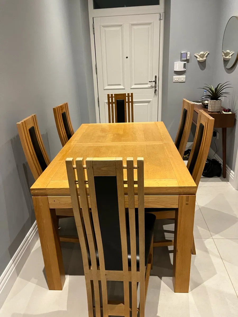 Oak Dining Table & 6 Chairs - Image 2