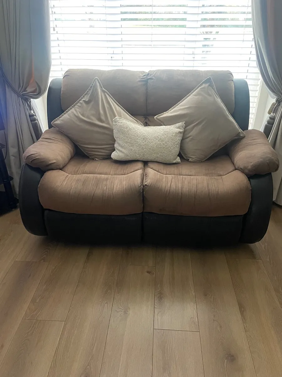 A 3 seater, 2 seater and armchair - Image 1