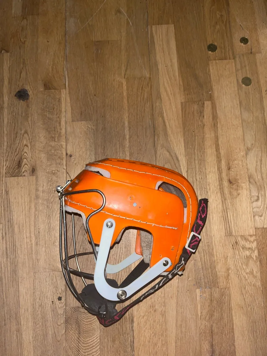 Gola  helmet - Image 2