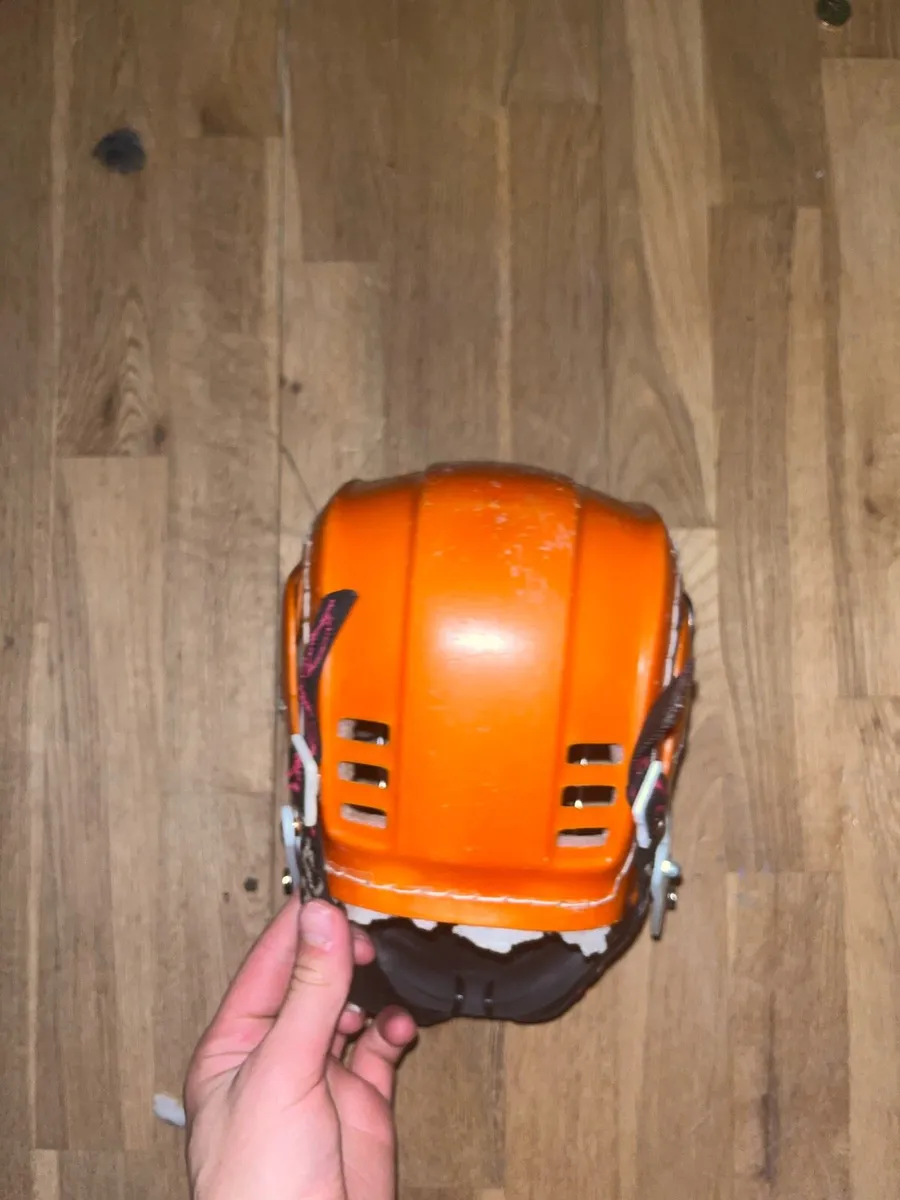 Gola  helmet - Image 3