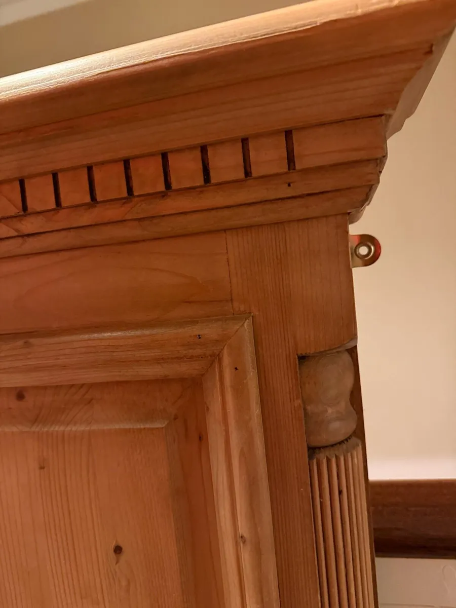 Strawbridge 7’ Superking Pine Headboard - Image 3