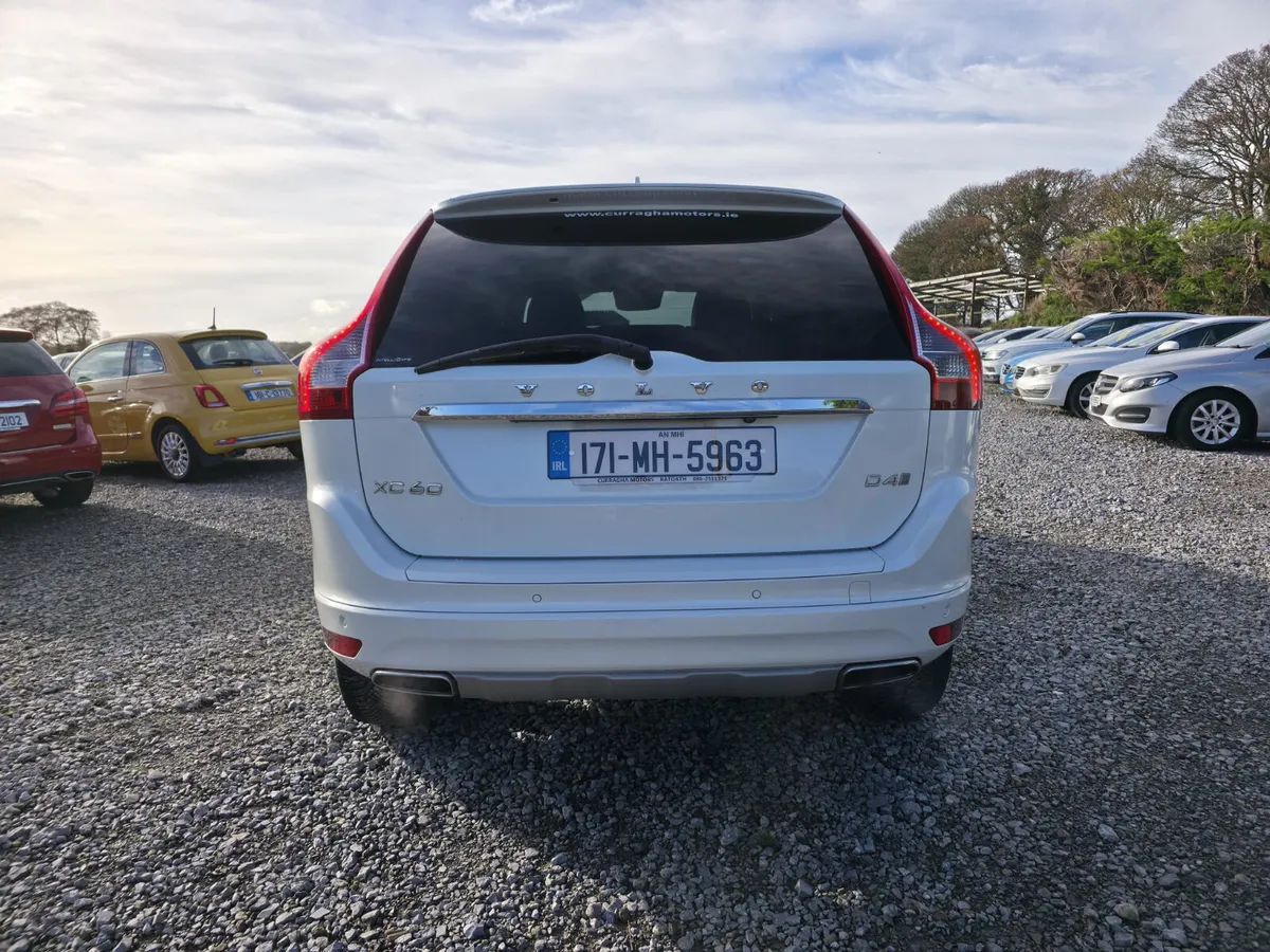 2017 Volvo XC60 D4 Classic - Image 4