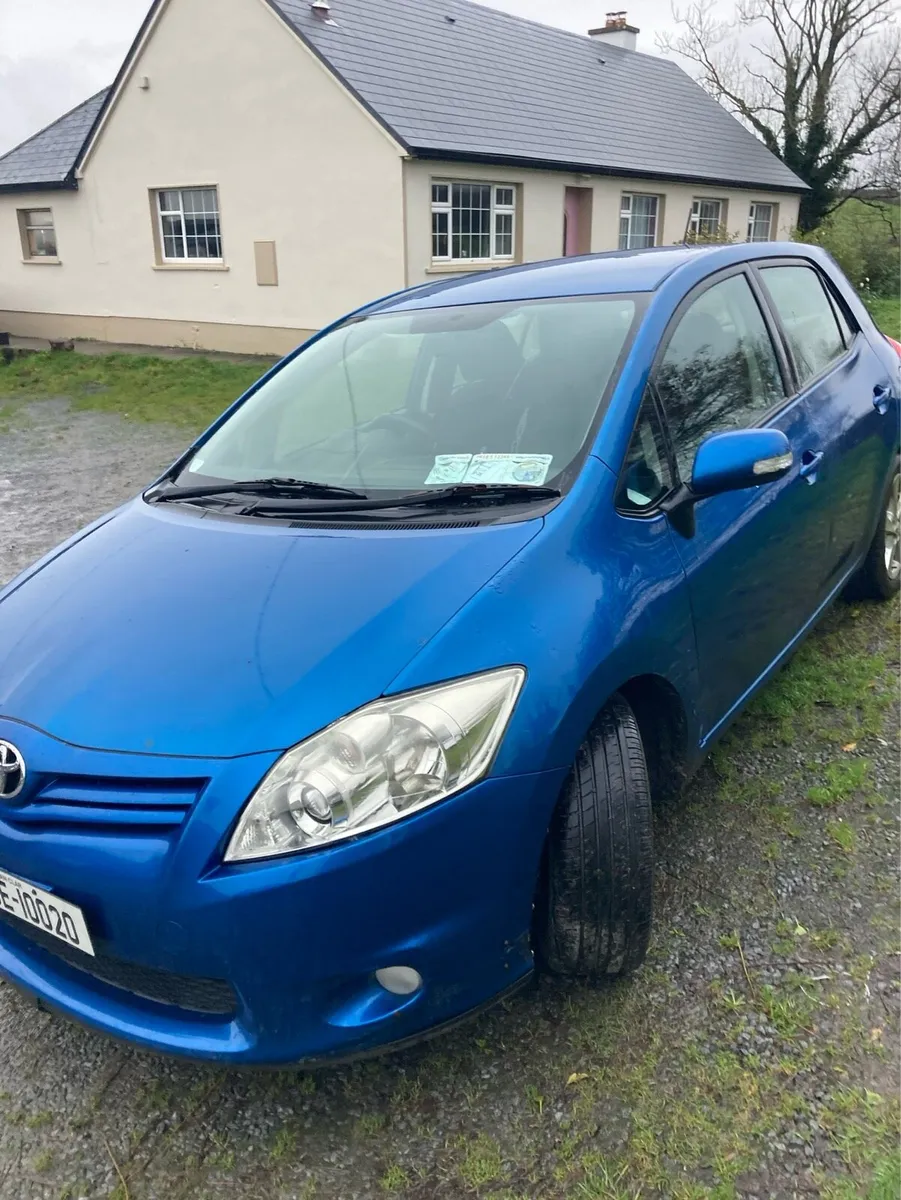 Toyota Auris 2010 - Image 3