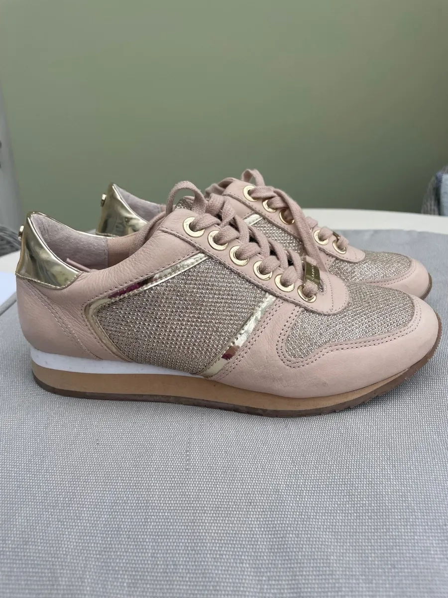 Carvela Kurt Geiger Trainers - Image 1