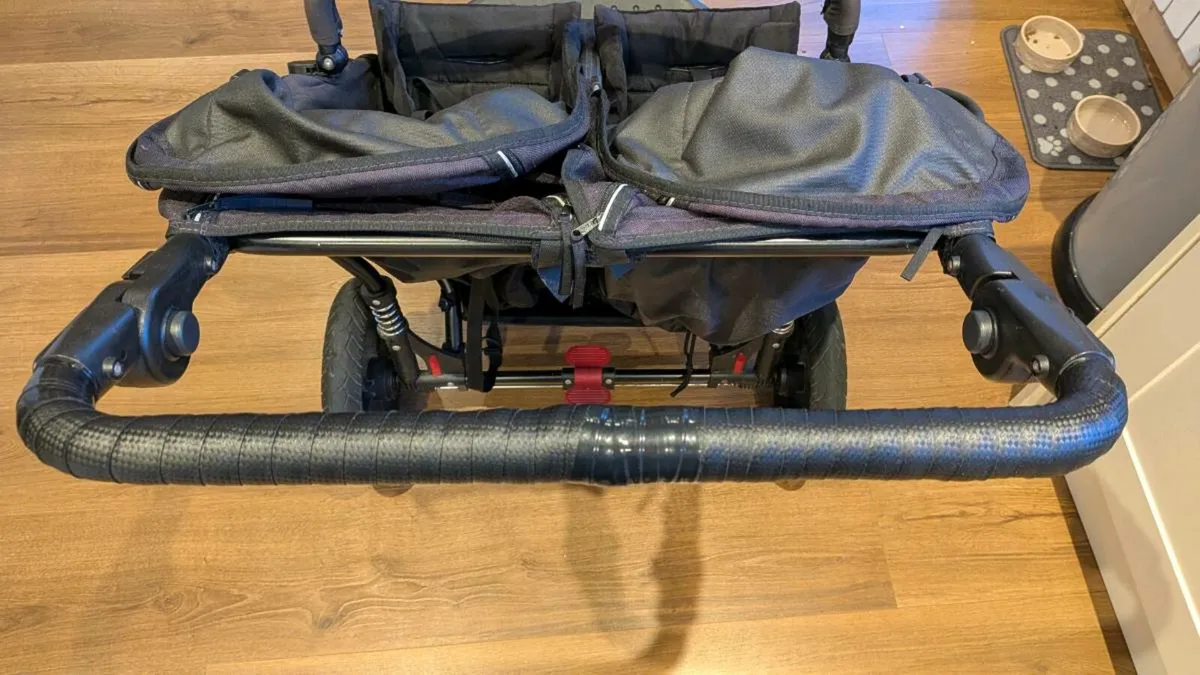 Out n About double buggy - Image 4