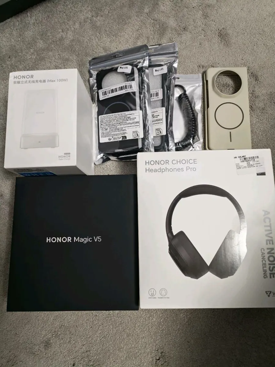 HONOR MAGIC V5 Bundle - Image 1