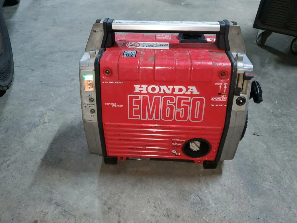 Honda EM650 Generator - Image 1