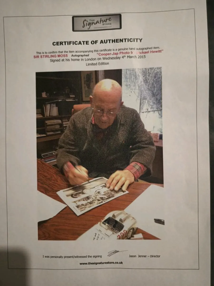 Sir Sterling Moss Framed Picture - Image 3