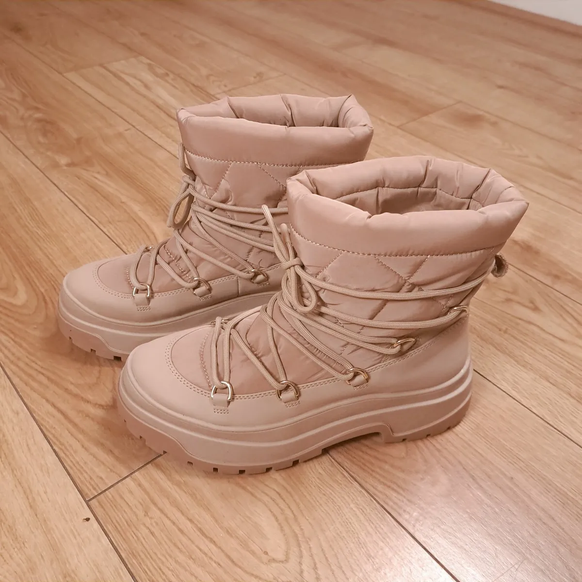 Zara Beige Quilted Platform Ankle Winter Boots 5UK - Image 1