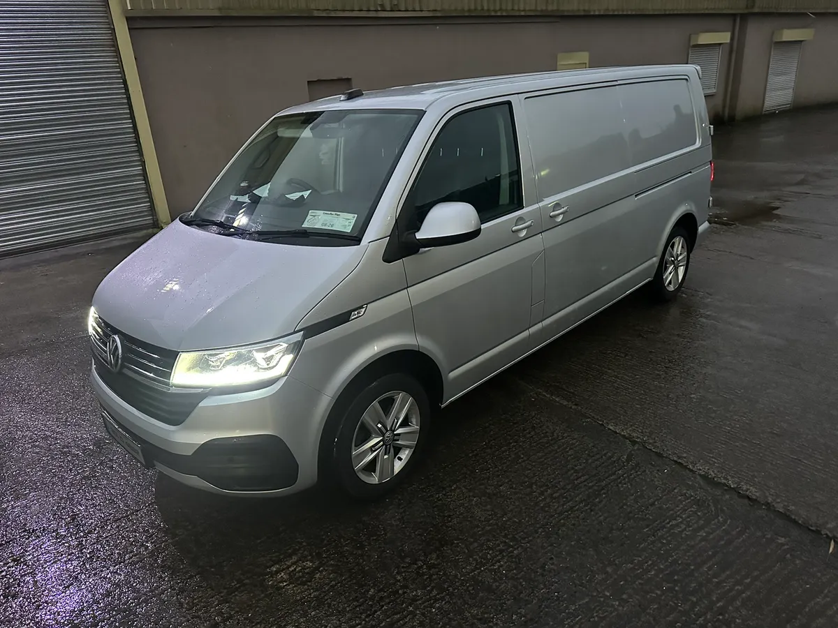201 Volkswagen Transporter 2.0 TDI Highline - Image 1