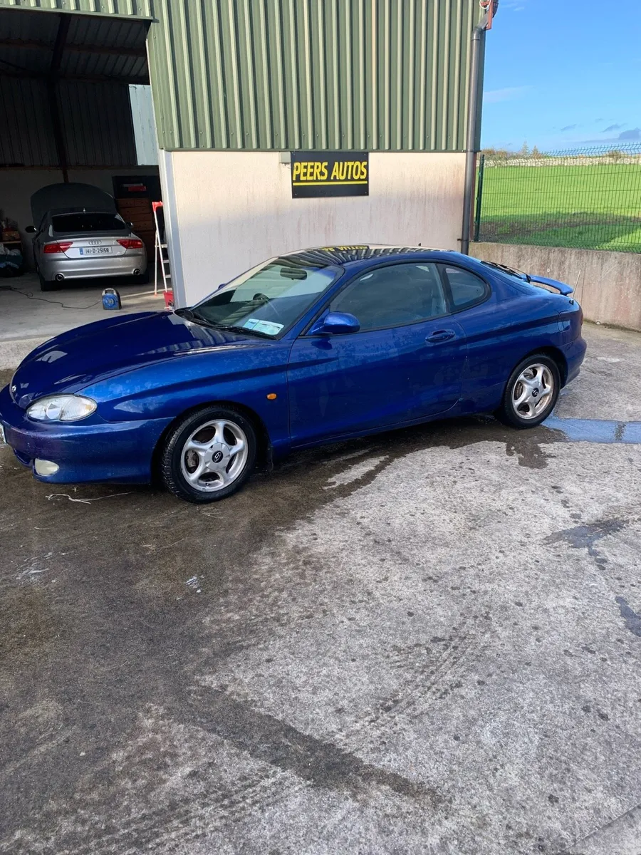 Hyundai Coupe - Image 4