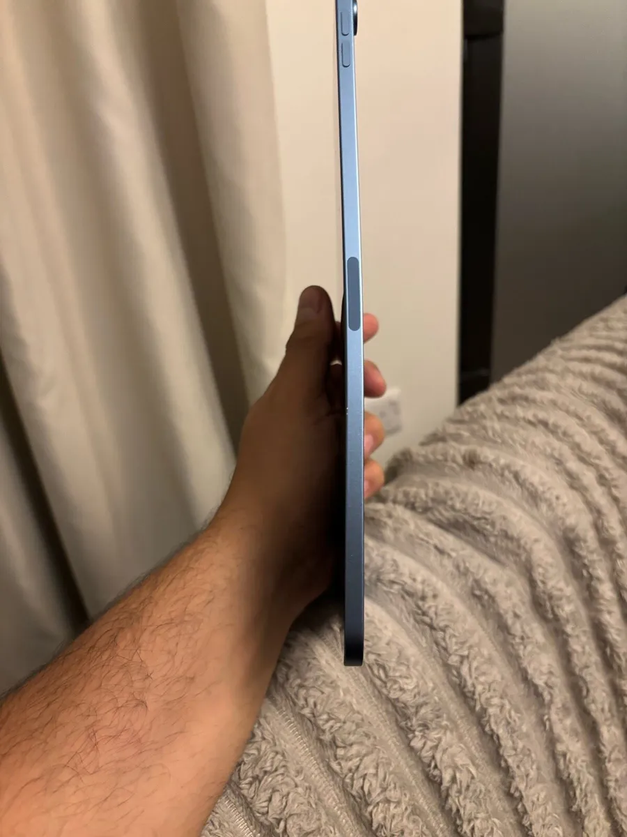 iPad Air 5. (2022) 64 GB - Image 4