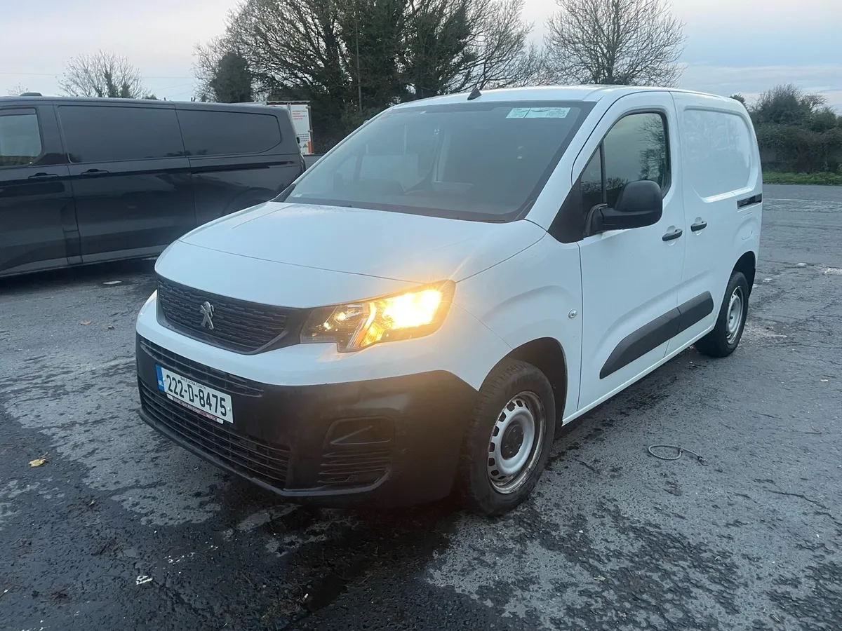 2022 Peugeot partner - Image 1