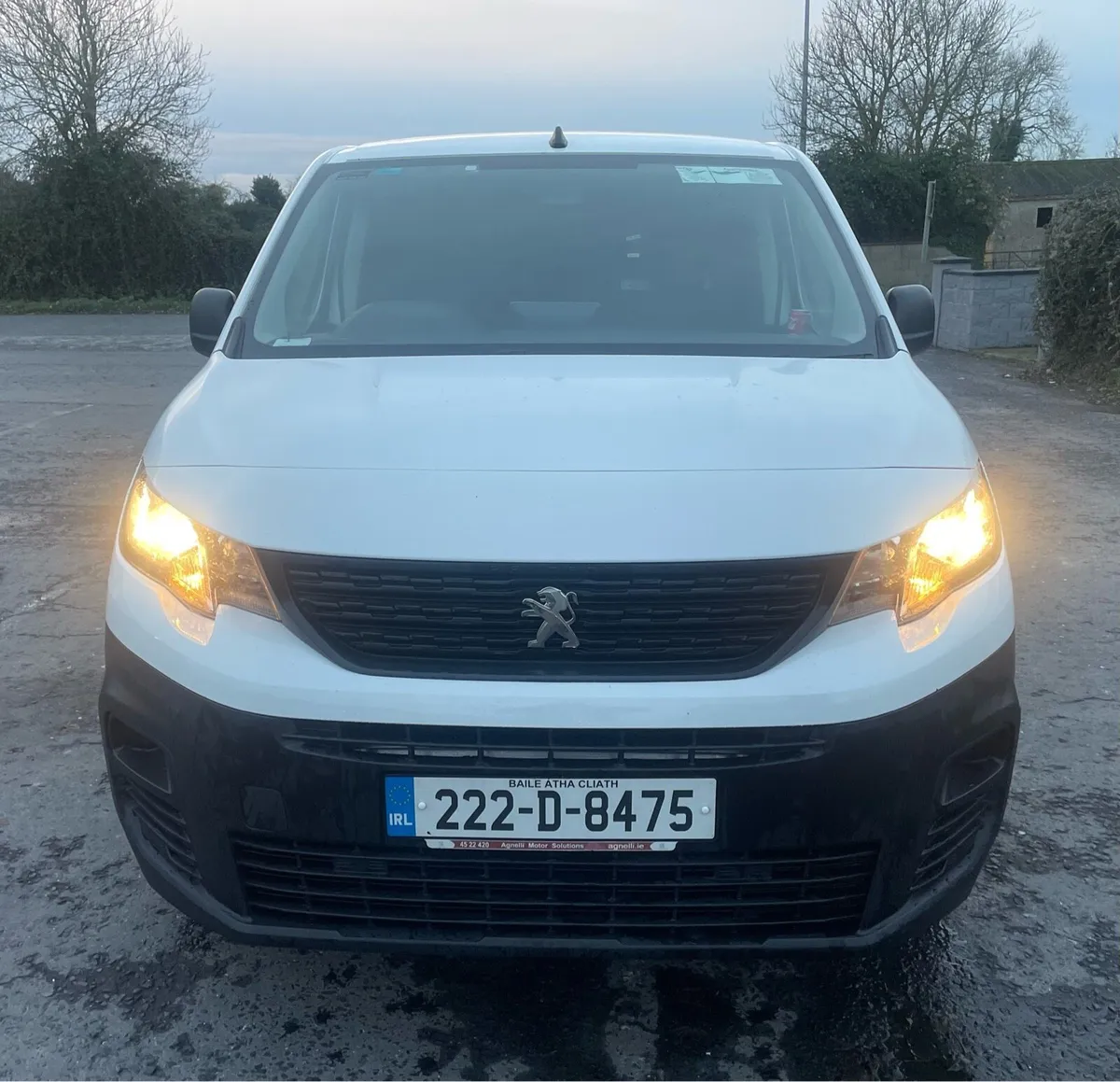 2022 Peugeot partner - Image 2